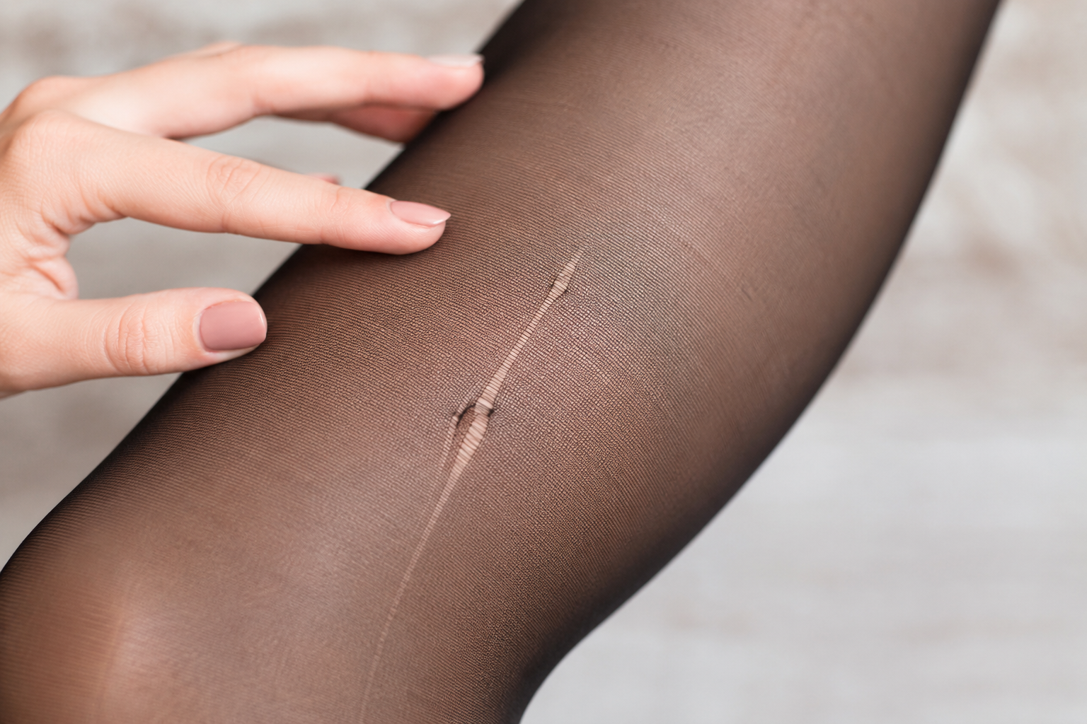 How to Stop Tights Laddering: 8 Simple Ways to Make Your Tights Last Longer